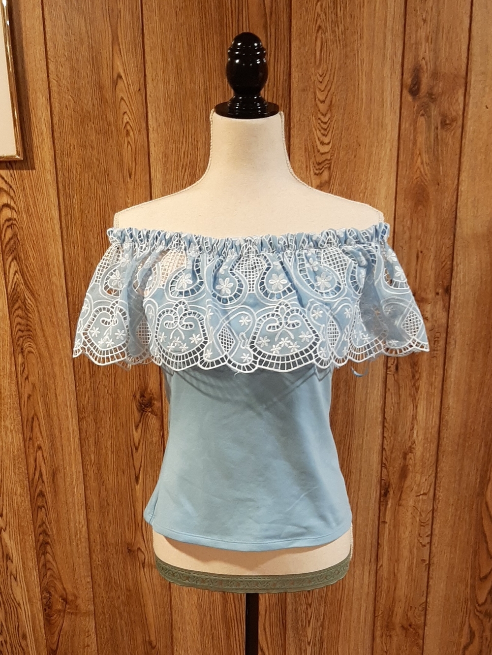 Boston Proper Blue and White Off-the-Shoulder Flowy Top (XS)